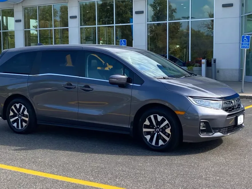 2025 Honda Odyssey EX-L photo 1