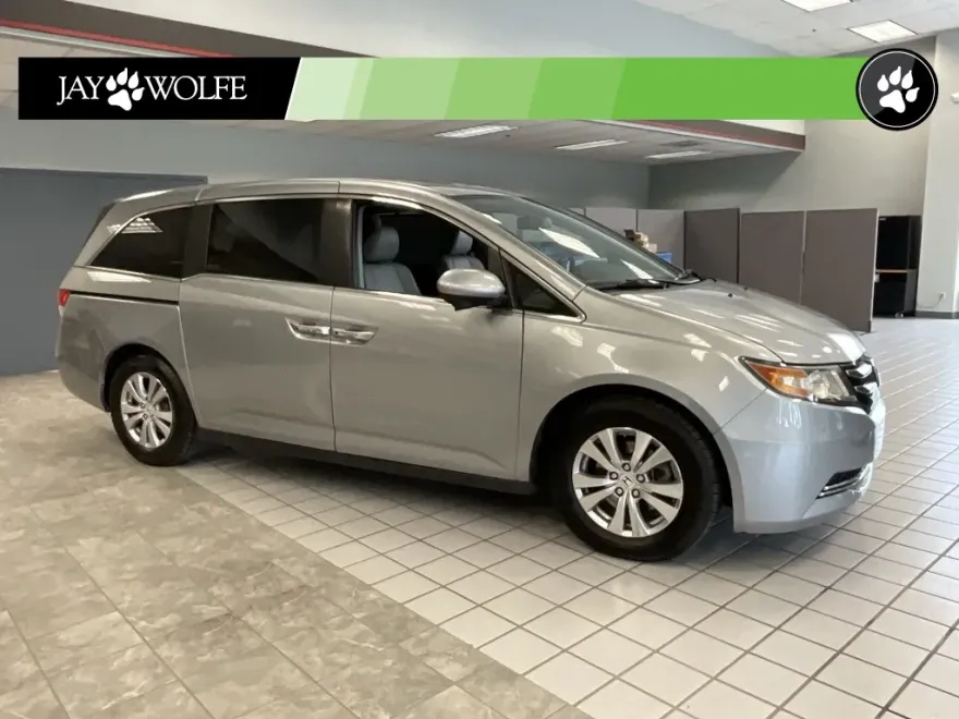 2016 Honda Odyssey EX-L photo 1