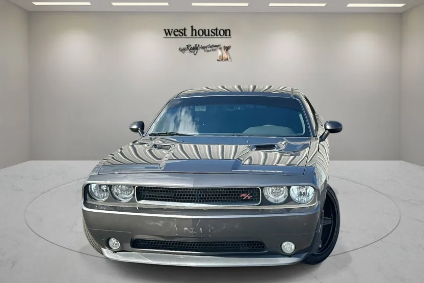 2014 Dodge Challenger R/T photo 1