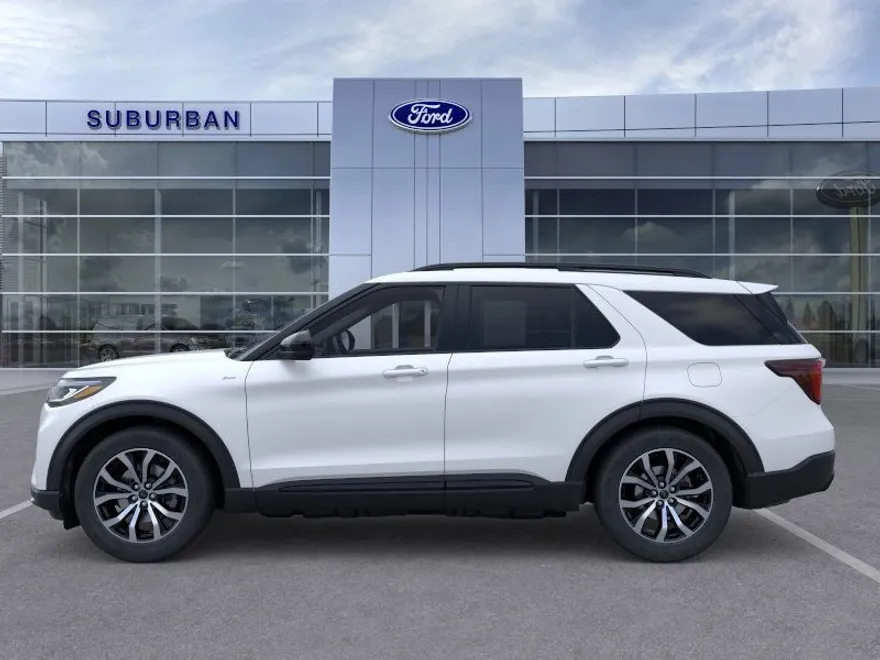 2025 Ford Explorer ST-Line photo 1