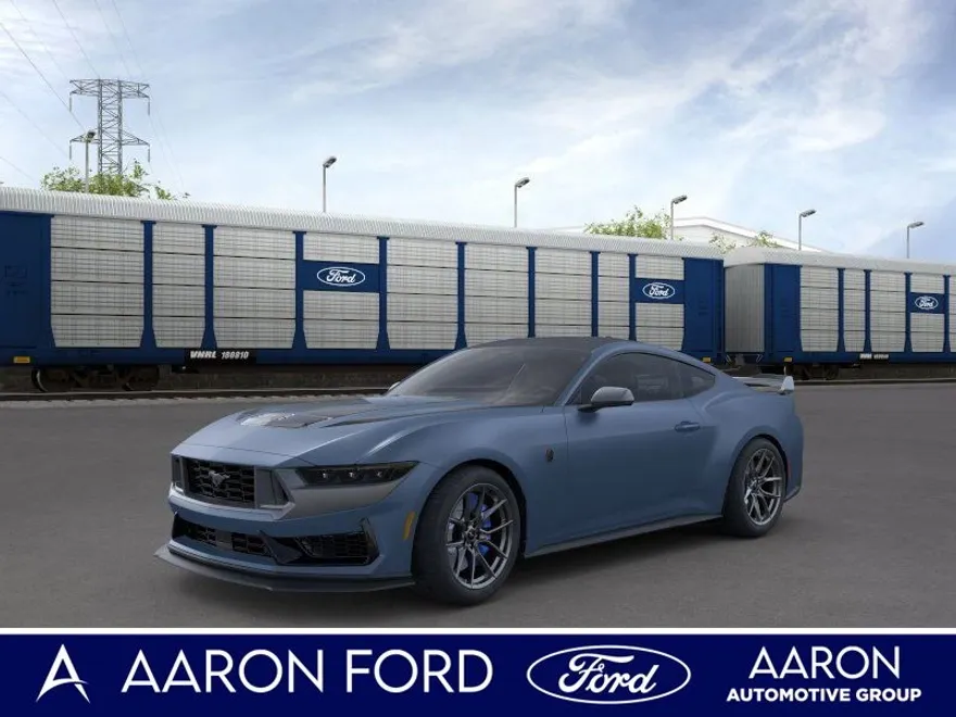 2025 Ford Mustang Dark Horse photo 1
