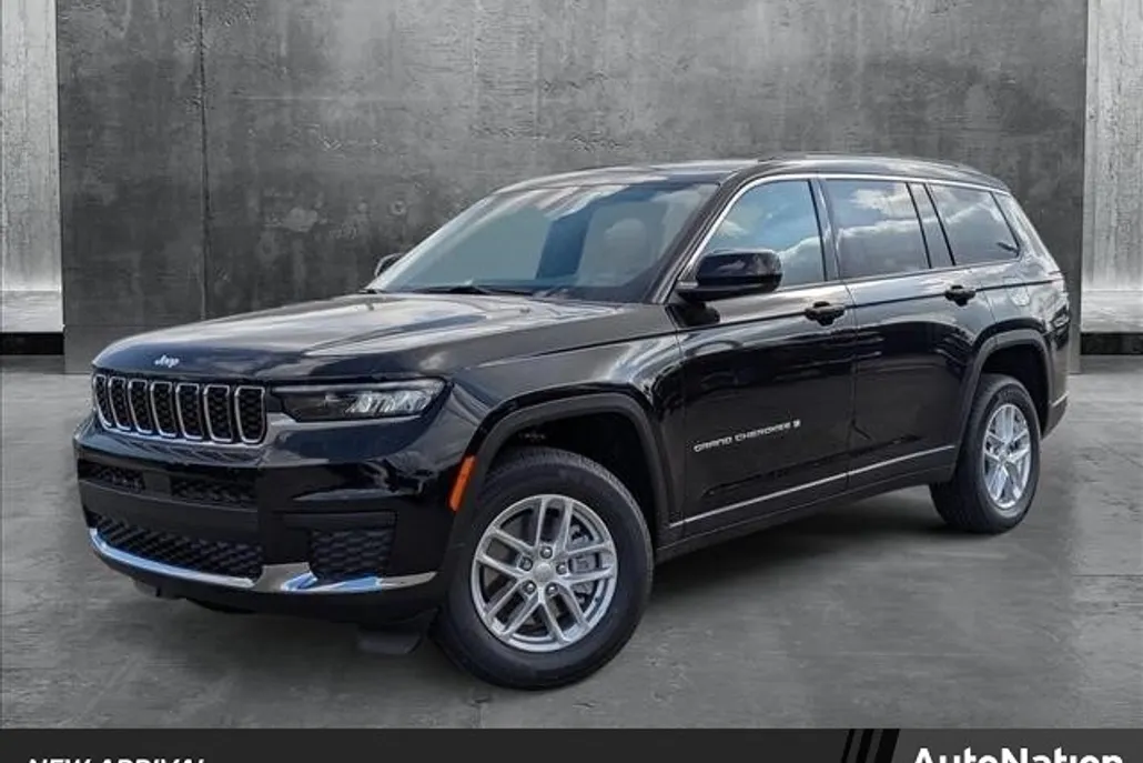 2025 Jeep Grand Cherokee L photo 1