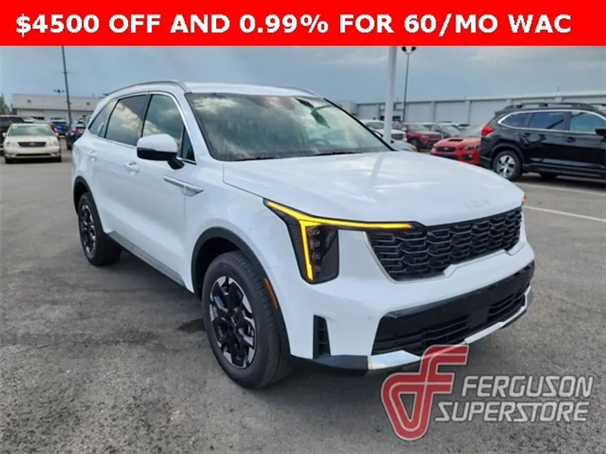 2025 Kia Sorento S photo 1