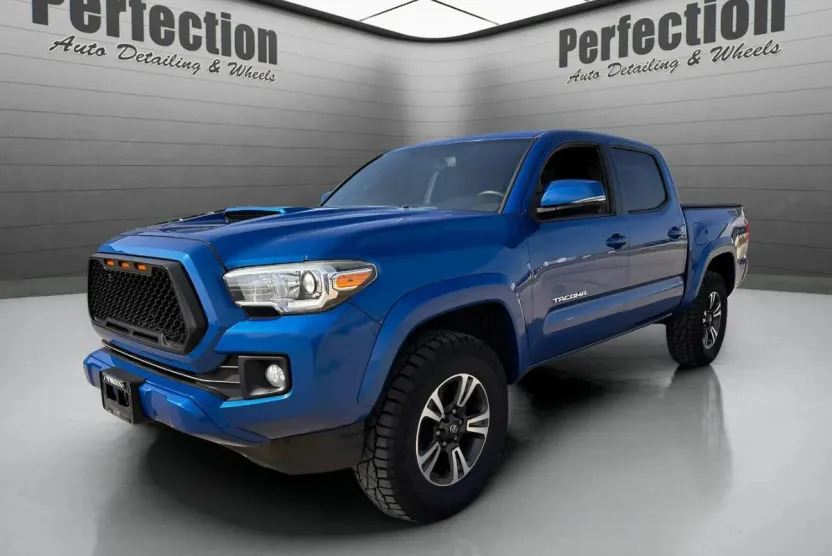 2016 Toyota Tacoma SR5 Sport TRD Pro photo 1