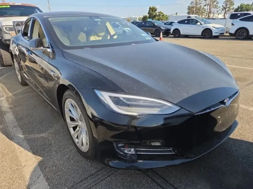 2017 Tesla Model S 75 photo 1