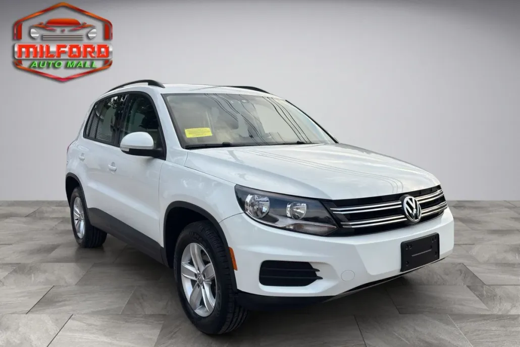 2016 Volkswagen Tiguan R-Line SEL photo 1