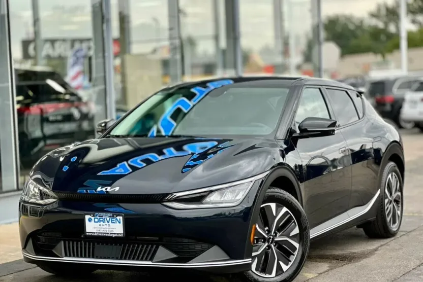 2024 Kia EV6 Light photo 1