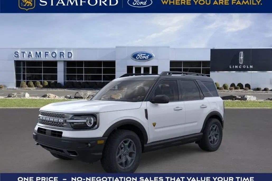 2024 Ford Bronco Sport Badlands photo 1