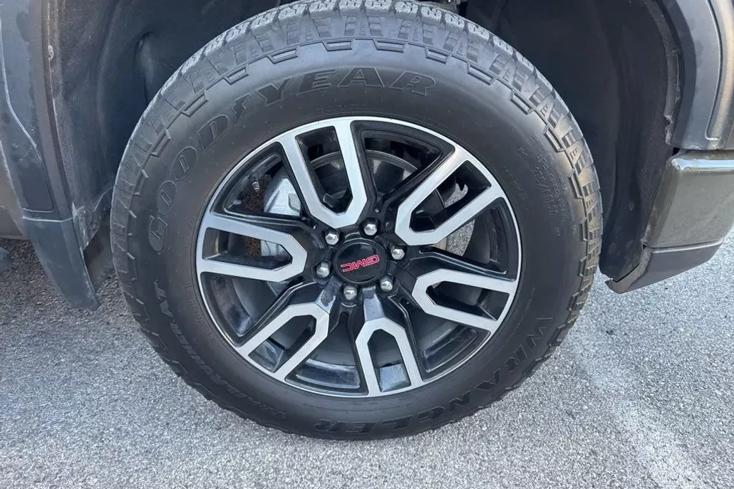 2024 Gmc Sierra 1500 AT4 photo 1