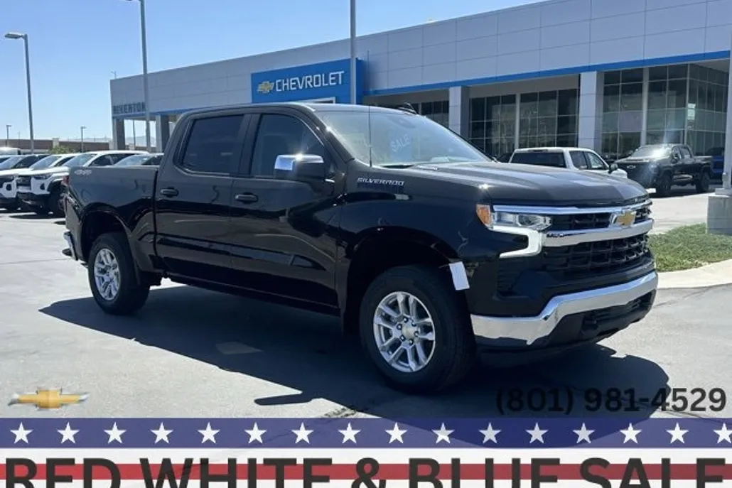 2025 Chevrolet Silverado 1500 LT photo 1