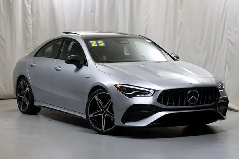 2025 Mercedes Benz CLA 35 AMG 4MATIC photo 1