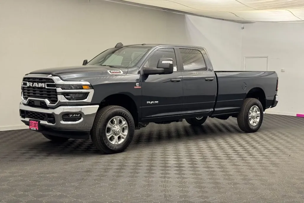 2025 Ram 3500 Big Horn photo 1