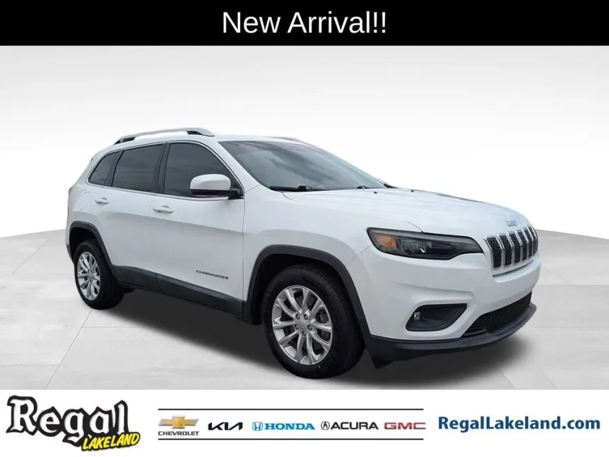 2019 Jeep Cherokee Latitude photo 1