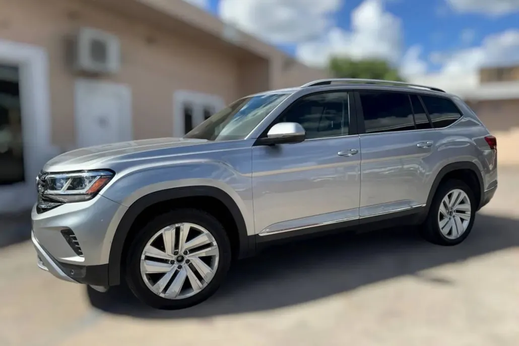 2021 Volkswagen Atlas SEL photo 1