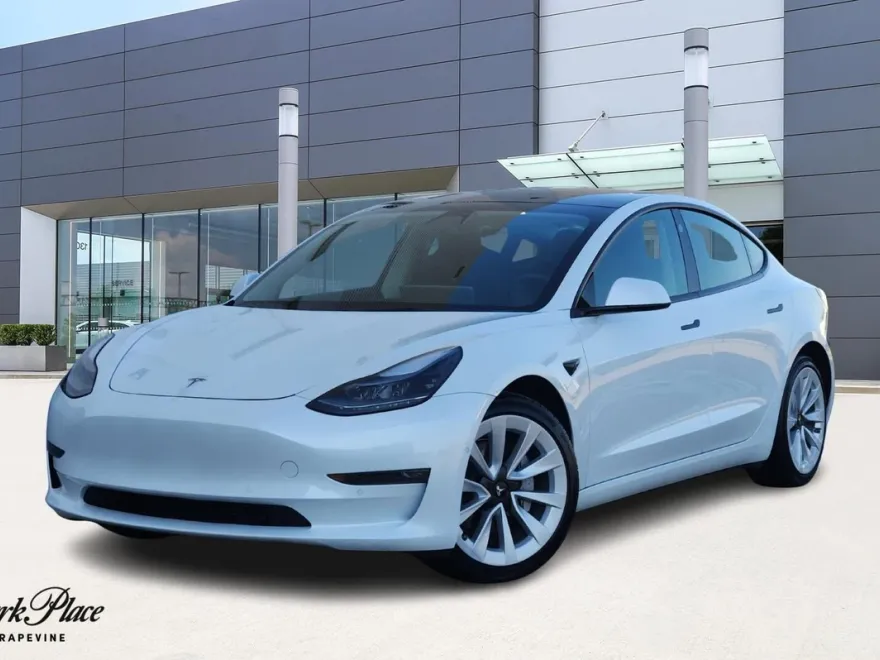 2022 Tesla Model 3 Long Range photo 1