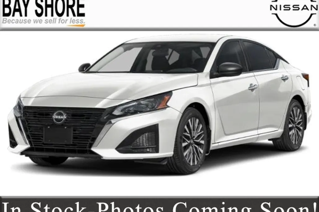2025 Nissan Altima SV photo 1