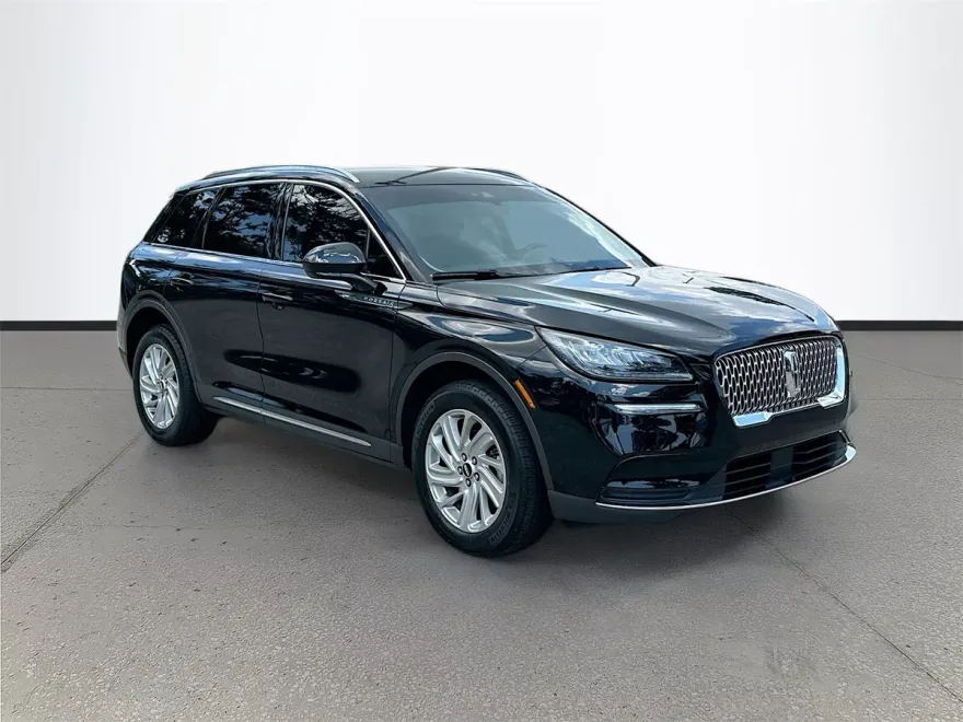2022 Lincoln Corsair Standard photo 1