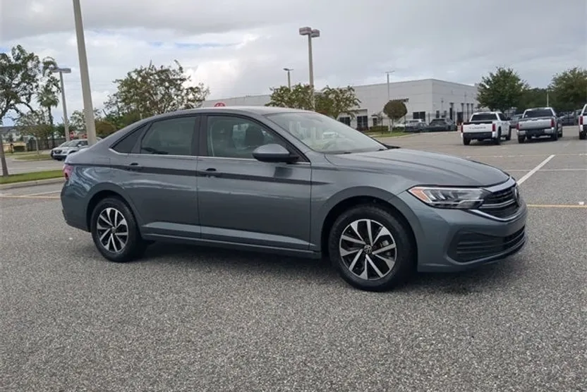 2023 Volkswagen Jetta 1.5T S photo 1