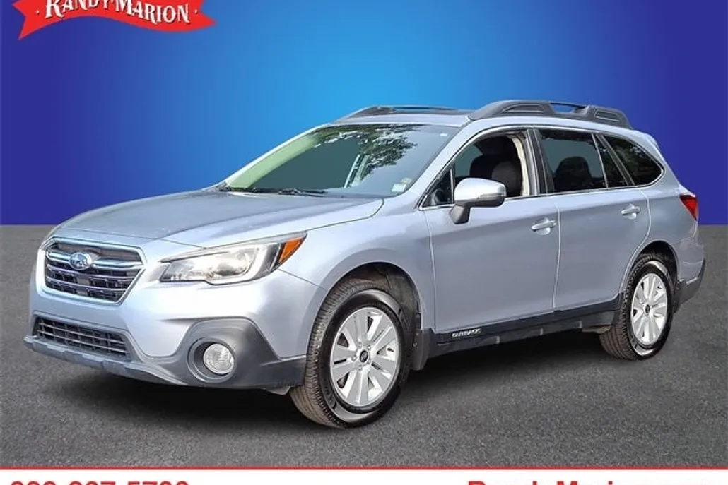 2019 Subaru Outback 2.5i Premium photo 1