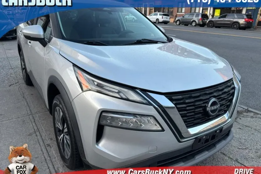 2022 Nissan Rogue SV photo 1