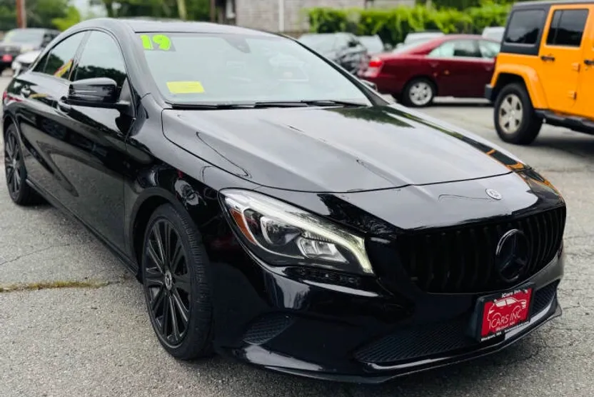 2019 Mercedes Benz CLA 250 4MATIC photo 1