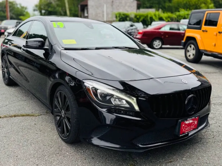 2019 Mercedes Benz CLA 250 4MATIC photo 1