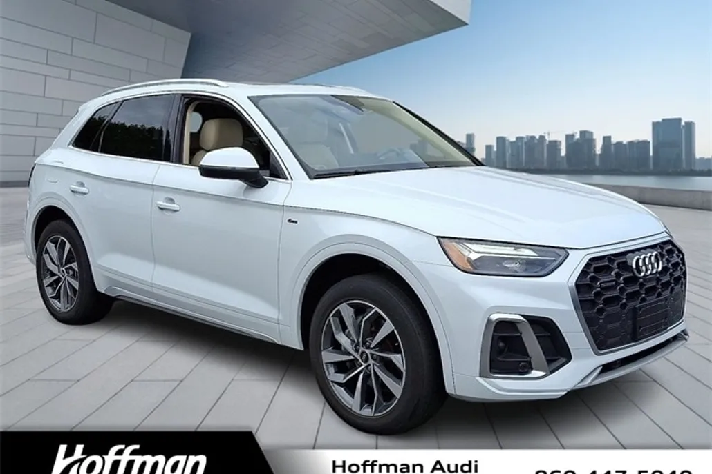 2022 Audi Q5 45 S line Premium photo 1
