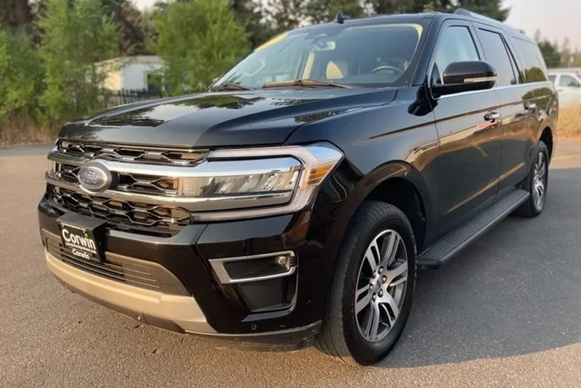 2024 Ford Expedition MAX Limited photo 1