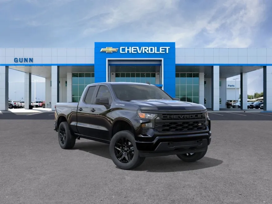 2026 Chevrolet Silverado 1500 Custom photo 1