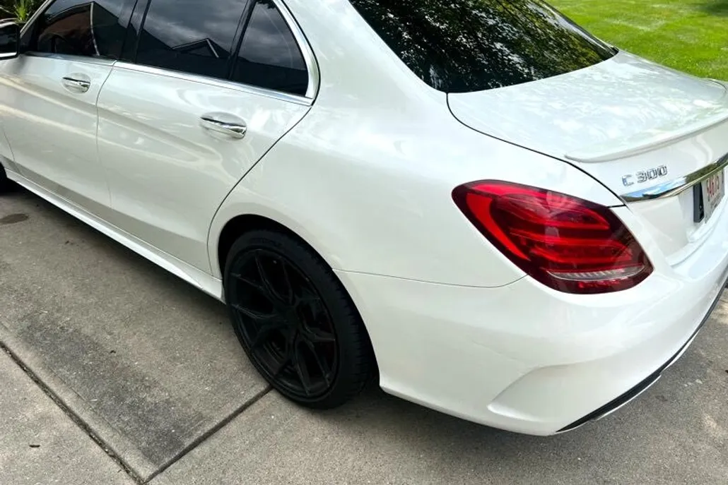 2015 Mercedes Benz C 300 4MATIC Sport photo 1
