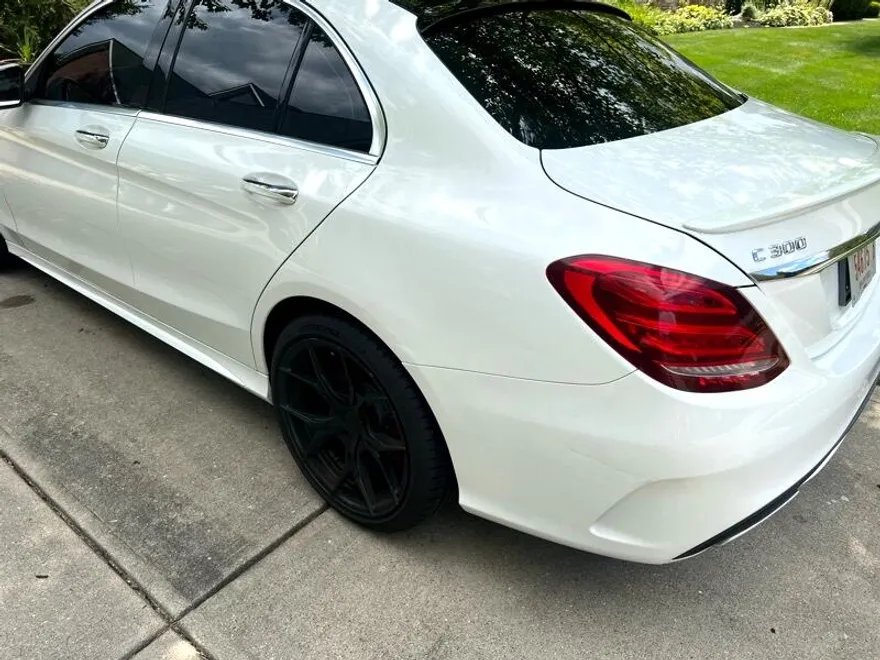 2015 Mercedes Benz C 300 4MATIC Sport photo 1