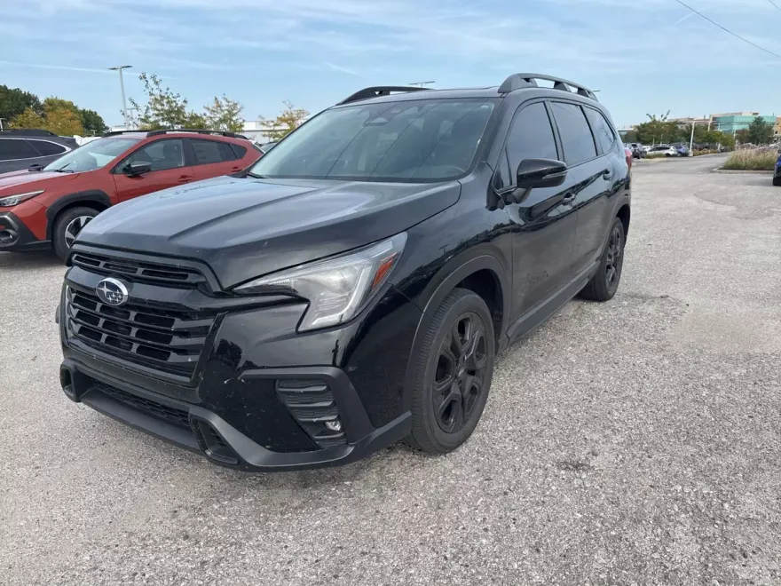 2023 Subaru Ascent Onyx Edition photo 1