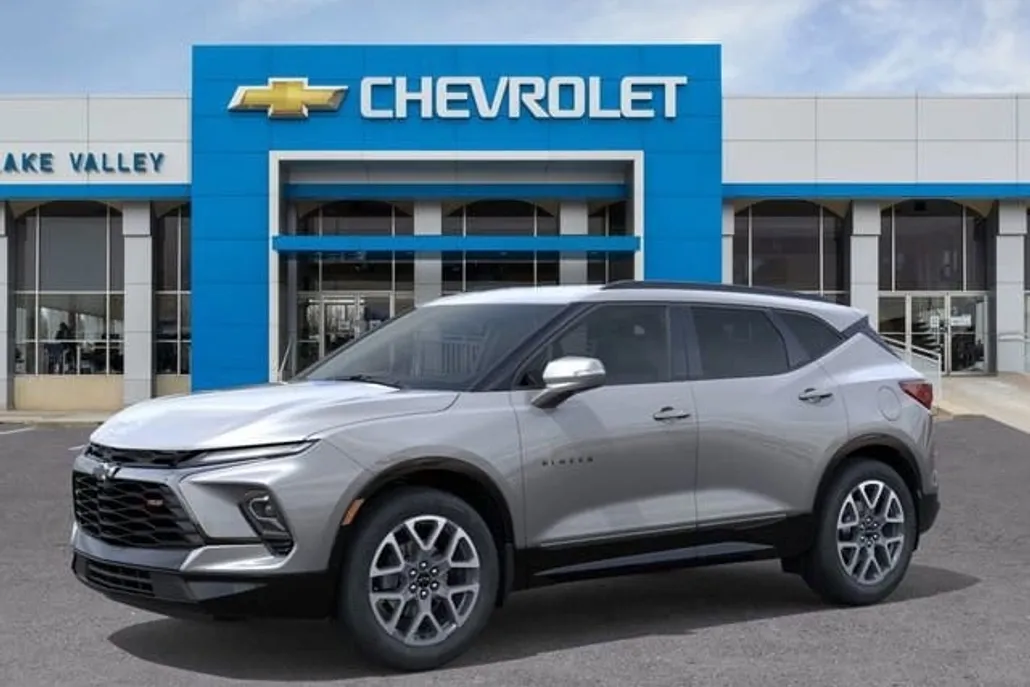 2025 Chevrolet Blazer RS photo 1