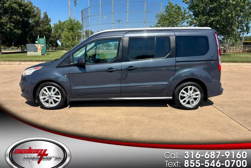 2014 Ford Transit Titanium photo 1