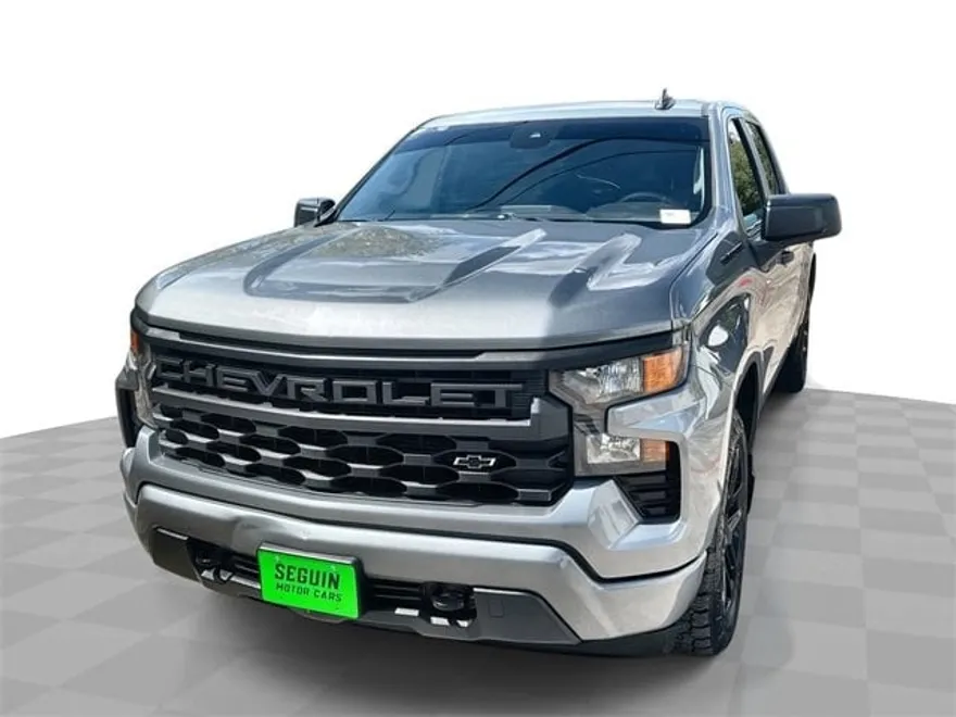 2023 Chevrolet Silverado 1500 Custom photo 1