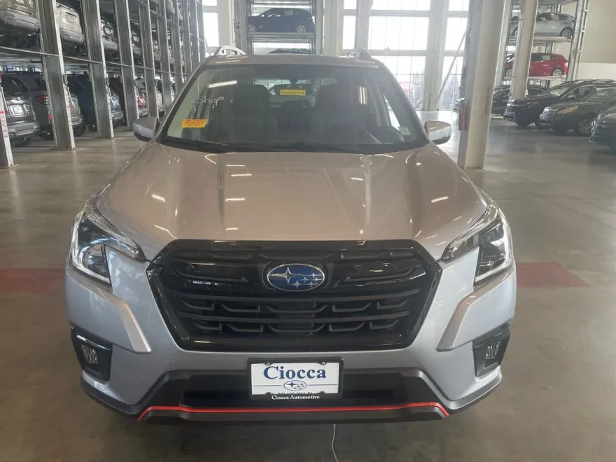 2023 Subaru Forester Sport photo 1