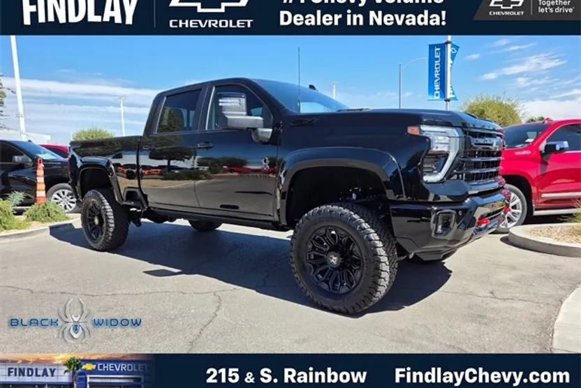 2025 Chevrolet Silverado 2500HD LT photo 1