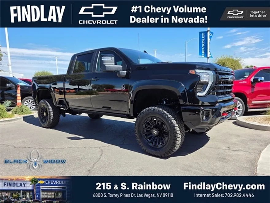 2025 Chevrolet Silverado 2500HD LT photo 1