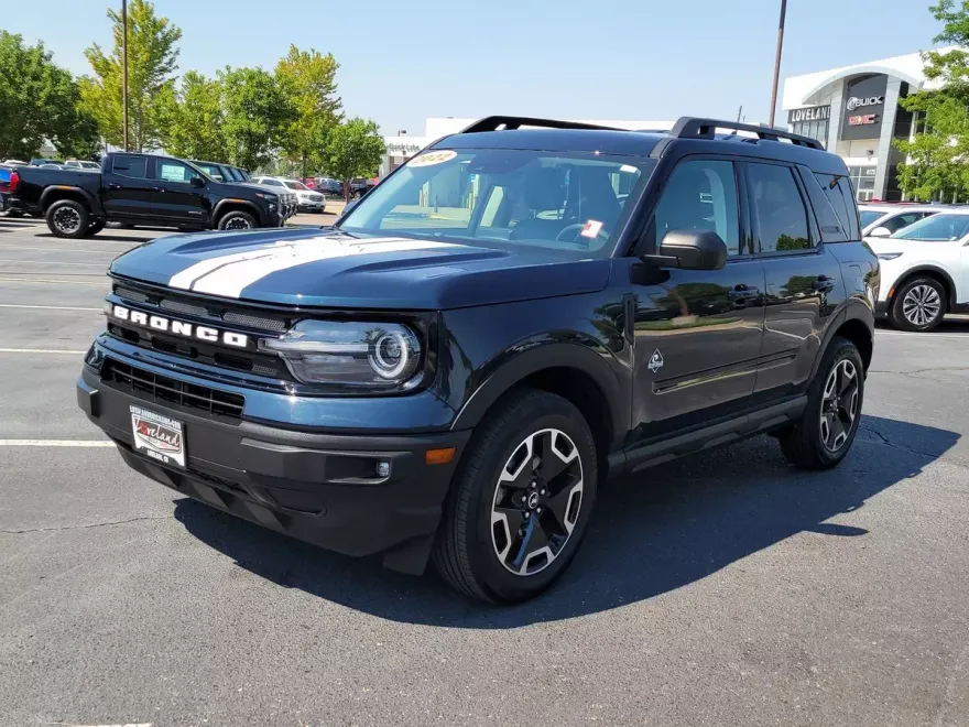 2022 Ford Bronco Sport Outer Banks photo 1