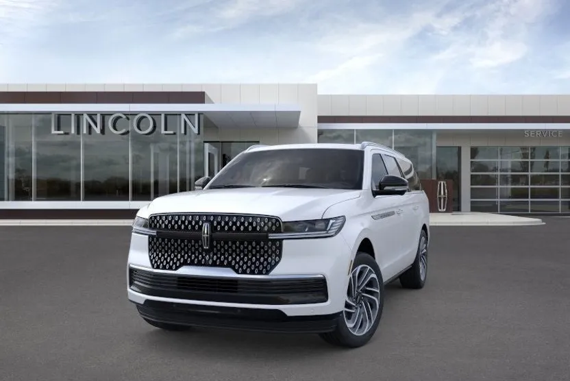 2025 Lincoln Navigator L Reserve photo 1