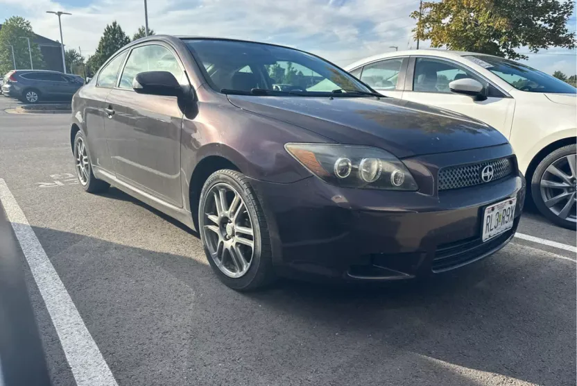 2010 Scion tC photo 1