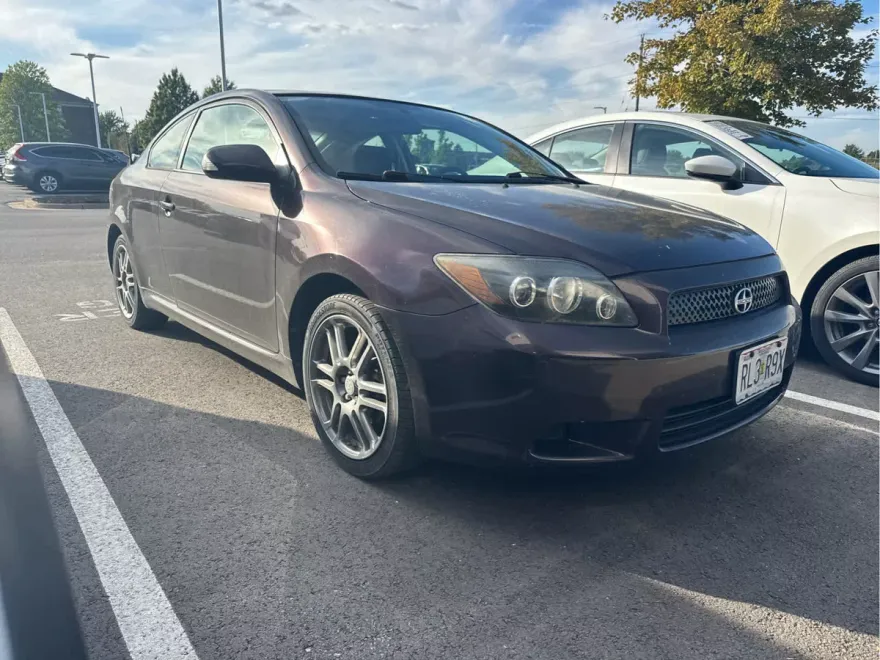 2010 Scion tC photo 1