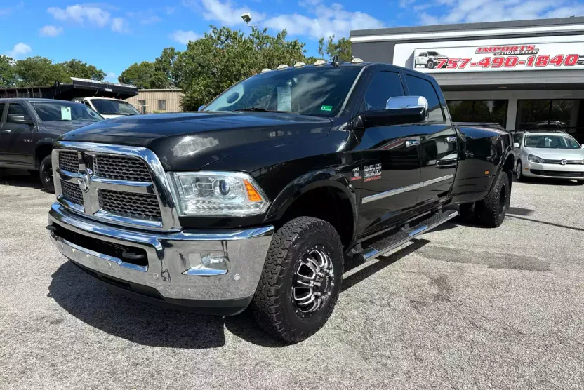2016 Ram 3500 Laramie photo 1