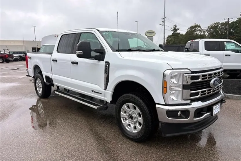 2024 Ford F-250 photo 1