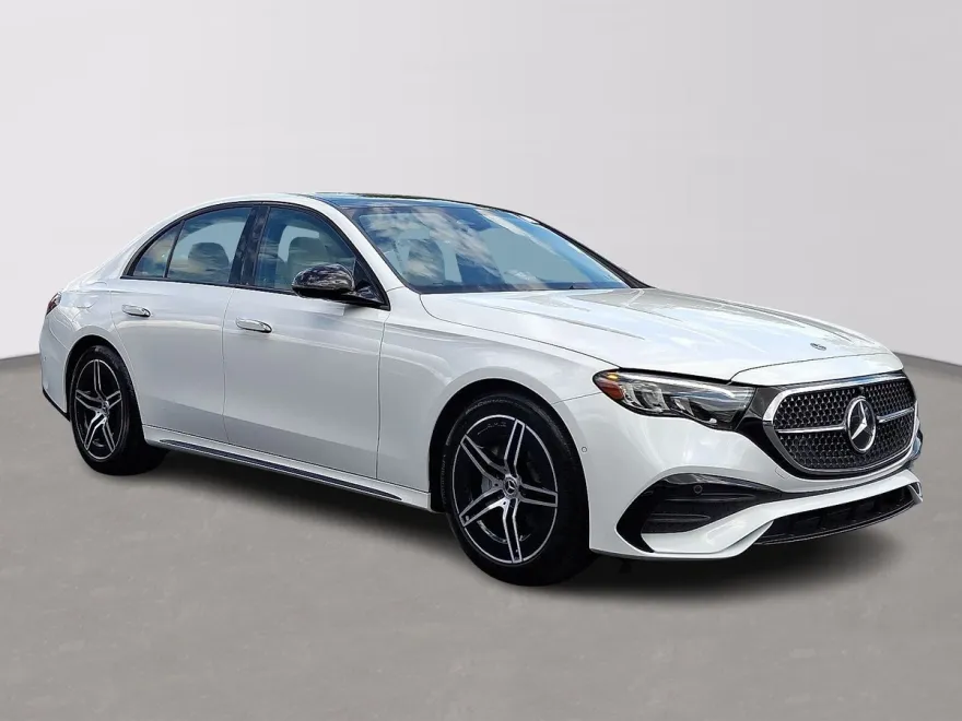 2025 Mercedes Benz E 350 4MATIC Sedan photo 1