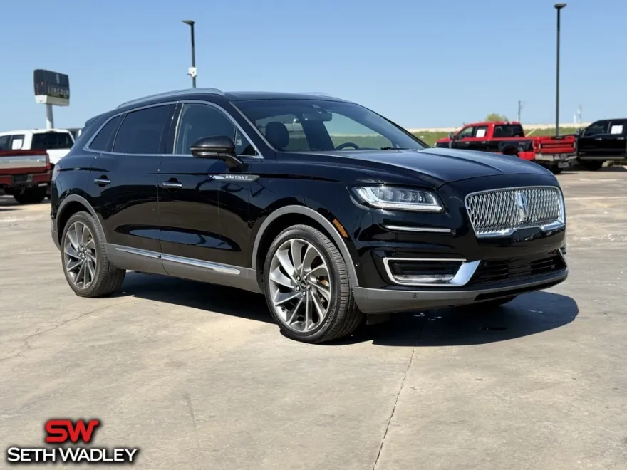 2019 Lincoln Nautilus Reserve photo 1