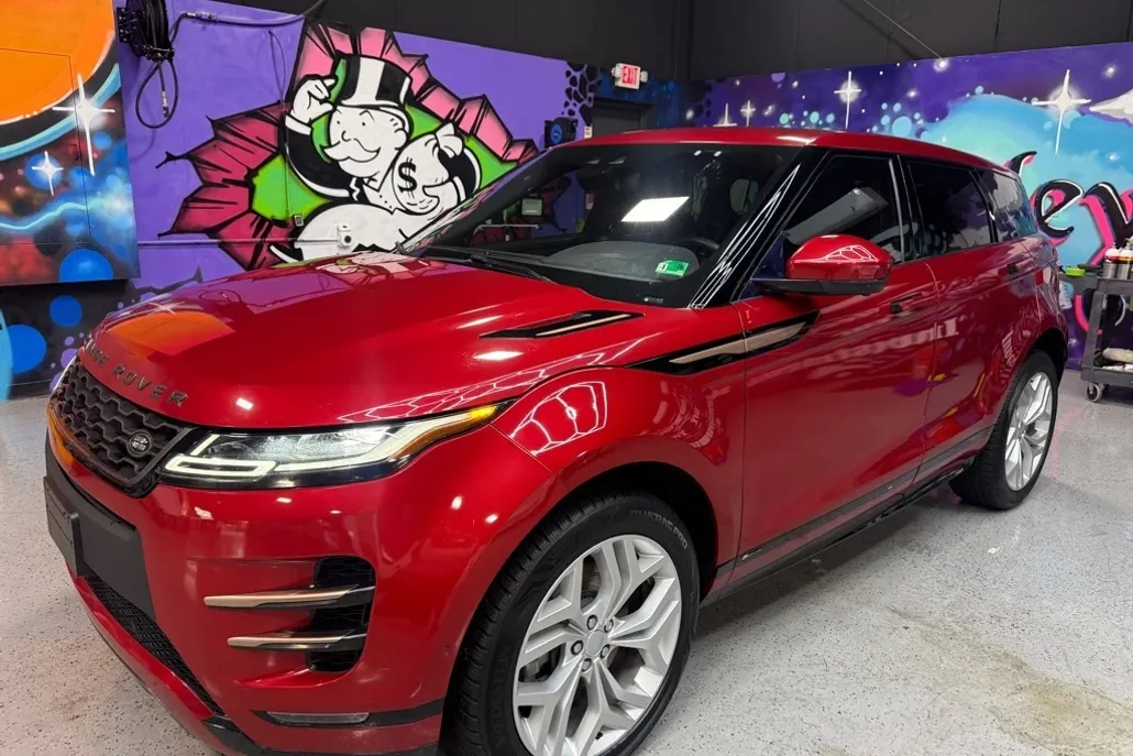2020 Land Rover Range Rover Evoque SE photo 1