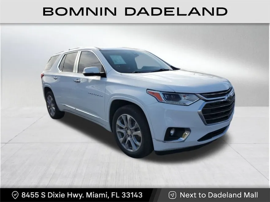 2021 Chevrolet Traverse Premier photo 1
