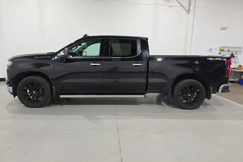 2019 Chevrolet Silverado LTZ photo 1