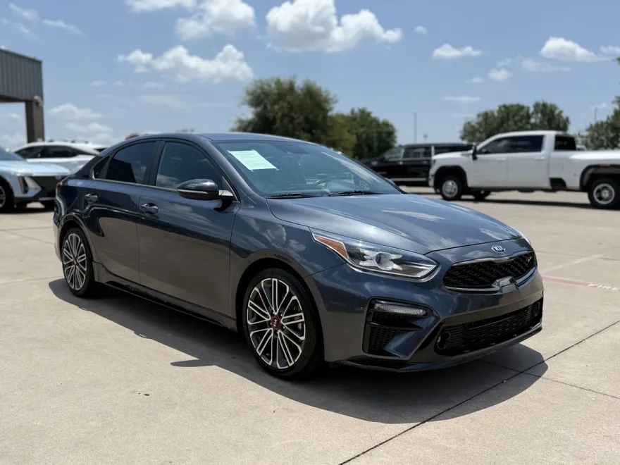 2020 Kia Forte GT photo 1
